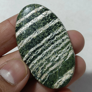 โอปอลสวิสธรรมชาติแบบขายส่ง คุณภาพสูง สีเขียว รูปไข่ สำหรับทำเครื่องประดับ งานแฮนด์เมด ขัดเคลือบด้วยแว็กซ์/น้ำมัน - Product Image 1