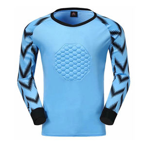 Ensemble d'uniformes de football personnalisés par sublimation pour hommes et jeunes, maillot et short de football respirants à séchage rapide en polyester, kit d'équipe OEM - Product Image 3