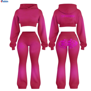 Conjunto Deportivo Personalizado con Logotipo para Mujer, Estampado Floral Negro, Top Corto con Capucha, Pantalones Acampanados Largos, Ropa Casual Estilo Otoño - Product Image 2