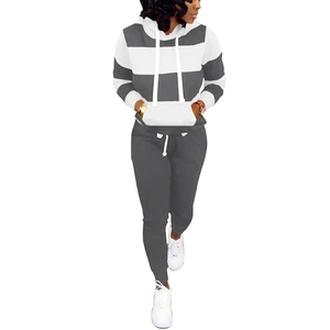 Chándal con capucha a rayas para mujer, pantalones con cordón y manga larga, ropa informal de otoño - Product Image 4