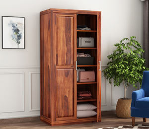 Armoire à 2 portes en bois massif Nixon (fini miel) – Grande armoire avec 6 étagères de rangement – Meuble de rangement - Product Image 1