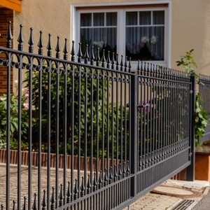 Puerta Batiente Manual de Doble Hoja con Recubrimiento en Polvo Estilo Europeo KHP para Villa, Duradera y de Fácil Instalación - Product Image 5