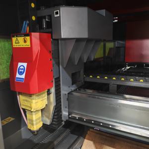 Machine de découpe laser à fibre à plateforme d'échange entièrement fermée à haute sécurité, découpeuse laser à fibre pour tôles métalliques avec un <span class=keywords><strong>bon</strong></span> <span class=keywords><strong>prix</strong></span> - Product Image 6