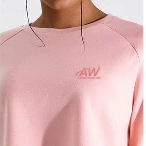 Conjuntos deportivos acampanados de estilo urbano para mujer, ideales para el uso diario, moda urbana y atuendos de corte relajado. - Product Image 4