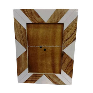 Cadre photo en bois artisanal de qualité supérieure pour la décoration de la maison et du bureau Design intemporel et élégant à des prix abordables du fournisseur - Product Image 4