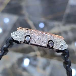 Reloj Digital con Incrustaciones de Diamantes, Movimiento de Cuarzo, Resistente al Agua 20 Bar, Reloj de Pulsera Unisex con Bisel de Rodio para Ropa Urbana - Product Image 3