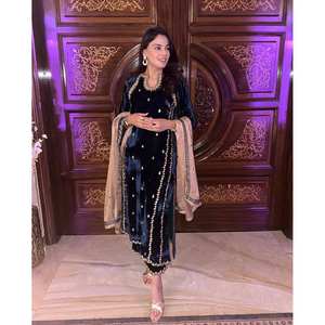 ชุดเสื้อและกางเกงดีไซเนอร์สำหรับผู้หญิงมี dupatta สำหรับสวมใส่ในงานปาร์ตี้ - Product Image 3