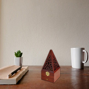 Brûleur d'encens arabe de luxe en bois, forme pyramide, Mabkhara en bois, brûleur Mubkhar pour Oud Bakhoor, décoration d'intérieur, cadeau Mubkhar - Product Image 1
