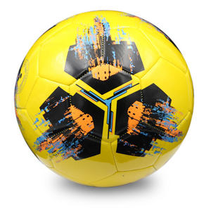 Balón de fútbol de buena calidad a precio económico. Fabricante con impresión de logotipo personalizado. Balón de fútbol pakistaní deportivo. Tamaño 5. Enrollado a máquina. - Product Image 1
