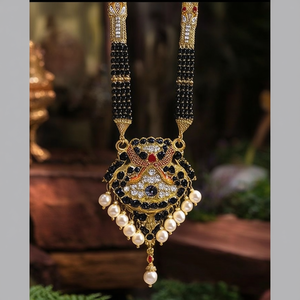 Collier ethnique religieux élégant Mangalsutra avec perles de pierres précieuses noires, perles et diamants pour les occasions de mariage -11059031GL - Product Image 3