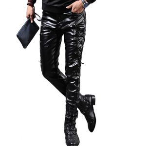 Pantalon en cuir PU noir pour homme, coupe slim, style motard, avec lacets latéraux, rivets, taille élastique, pour l'automne - Product Image 1