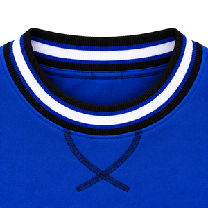 เสื้อสเวตเชิ้ตคอกลมทรงวาร์ซิตี้สำหรับผู้ชาย พร้อมลายปักตราสัญลักษณ์ กระเป๋าจิงโจ้ ขอบยางยืดลายทาง แขนยาว สไตล์ลำลอง - Product Image 5