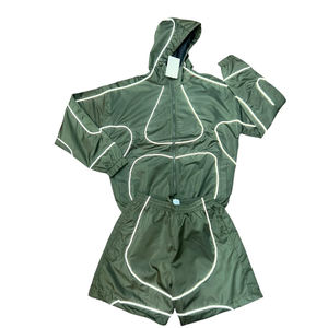 Ensemble de survêtement coupe-vent en polyester et nylon avec fermeture éclair et passepoil pour homme, idéal pour la course et les activités sportives en extérieur, parfait pour le collège et la salle de sport - Vente chaude - Product Image 1