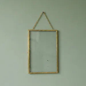 Marco rectangular de latón para fotos, colgante vertical de pared con cadena, decoración para el hogar, decoración de pared - Product Image 1