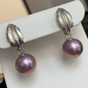 Nuevos Pendientes de Perlas G18K Golden Zhen Duo Ma de 7-8 mm, Estilo Frío y Vibrante, Extremadamente Simples, con un Sentido Exquisito, en Pareja - Product Image 1