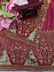 Ensemble Saree-Blouse-Dupatta en Faux Georgette avec broderies complexes en fils et sequins, à porter occasionnellement - Fournisseur mondial - Product Image 5