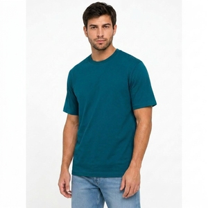 T-shirt vintage délavé coupe oversize épaules tombantes style streetwear en coton avec motif imprimé prêt à porter - Product Image 1