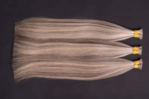 Vietnamien 100% Extension de tissage de cheveux humains non transformés Dôme Cap brut doux pas cher en vrac soyeux vague droite vierge blonde - Product Image 2