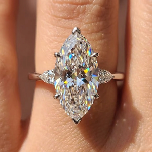 Bague de fiançailles en moissanite taille marquise AMBER JEWELS, argent 925 plaqué rhodium, certifiée IGI, sertissage à griffes, bijoux unisexe - Product Image 3