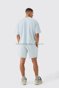 Ensemble t-shirt et short en coton 100% avec appliques surdimensionnées à lavage acide et à séchage rapide et respirant de style décontracté pour l'été - Product Image 6