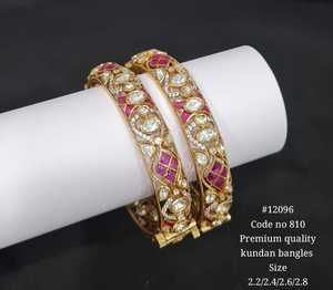 ชุดกำไลข้อมือคุนดัน 12096 ชุบทองประดับเพทายสีชมพู กำไลทองเหลืองลายดอกไม้เคลือบอีพ็อกซี่คุนดัน สำหรับงานแต่งงานสำหรับผู้หญิง - Product Image 3