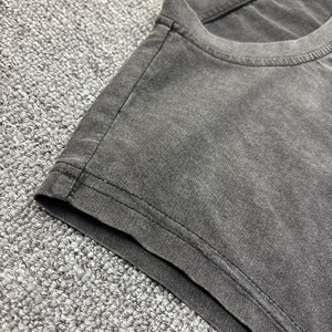 เสื้อยืดแขนกุด OEM 100% ผ้าฝ้ายฟอกสีสไตล์วินเทจ สำหรับออกกำลังกาย ฟิตเนส ไซส์พลัส เสื้อผ้าออกกำลังกายทรงเรียบง่าย สไตล์สตรีท Rae Hem เสื้อกล้ามออกกำลังกาย - Product Image 4