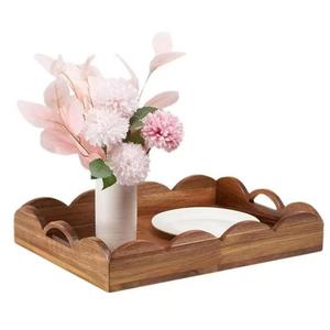 Plateau rectangulaire en bois de qualité supérieure avec fond à lattes et poignées latérales intégrées pour servir le thé et le café - Product Image 4
