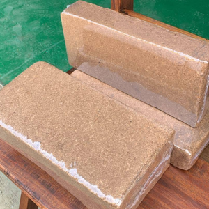 Bloc de tourbe de coco fabriqué au Vietnam à partir de fibres naturelles de coque de noix de coco pour le jardinage, l'agriculture et l'utilisation en serre - Product Image 4