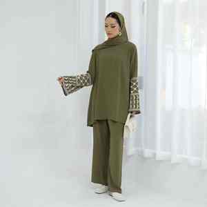 Abaya Moderne de Luxe en Cristal Faite à la Main pour Femmes Musulmanes Style Dubaï Robe Quotidienne Décontractée Légère et Respirante pour Tenue Modeste Islamique - Product Image 2