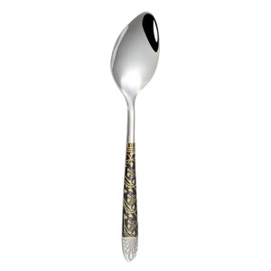Ensemble de couverts en métal de haute qualité, le poids et l'équilibre d'un ensemble de couverts en métal témoignent de la qualité de fabrication. - Product Image 5