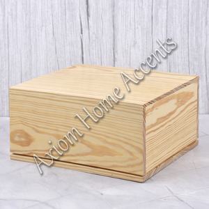 Urna de cremación de madera de calidad superior con detalles artesanales y acabado suave para recuerdos duraderos de Axiom Home Accents - Product Image 4