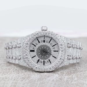 Splendide montre à quartz pour femme avec diamants, bracelet en acier inoxydable, élégante, analogique, fermoir déployant 20 mm - Product Image 6