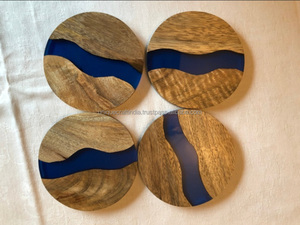 Posavasos Cuadrados de Nogal Fusion, Estilo Clásico, Ecológicos, Personalizables, de Madera, para Tazas y Botellas, Accesorios Elegantes para Mesa - Product Image 2