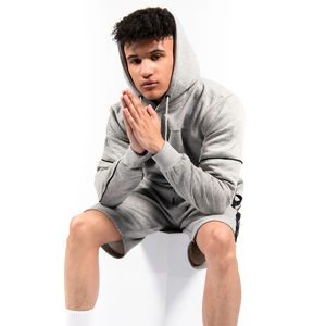 Conjunto Deportivo Personalizado de Alta Calidad, Dos Piezas, Sudadera con Capucha y Pantalones Cortos de Felpa, Unisex - Product Image 2