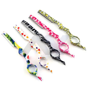 Navajas de Adelgazamiento de Cabello con Transferencia de Agua de Calidad Profesional para Salón, con Cuchillas de Alta Calidad, Disponibles en Cinco Colores Vibrantes - Product Image 2