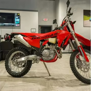 Moto tout-terrain Correct Neat 2025 ES 500 nouvelle génération - Product Image 1