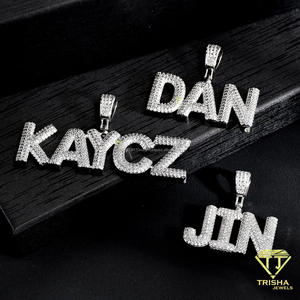 Collar Personalizado con Letra Minúscula y Diamante Moissanita, Colgante Brillante con Diseño de Palabra Audaz, Colgante de Lujo para Streetwear - Product Image 3