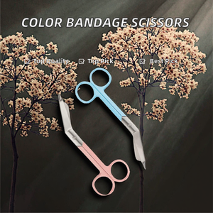 ชุดกรรไกรตัดผ้าพันแผลแบบมือหมุน 2 ชิ้น ขนาด 5.5 นิ้ว พร้อมเคลือบสีฟ้าและสีชมพู สำหรับการปฐมพยาบาล - Product Image 2
