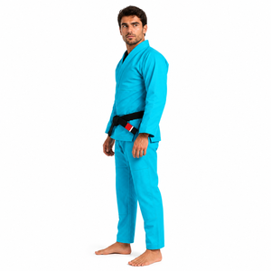 Traje de BJJ listo para la competencia, con tela resistente, costuras seguras y rendimiento cómodo para cada desafío de grappling. - Product Image 4