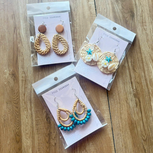 Pendientes de Aro de Ratán Bohemios Hechos a Mano en Vietnam, Bambú Natural Ecológico, Joyería Ligera y Moderna - Product Image 1