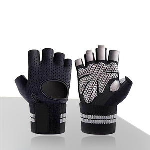 Guantes de Gimnasio de Medio Dedo 2026 con Correa Ajustable para la Muñeca, Transpirables, para Levantamiento de Pesas, Negros - Product Image 2