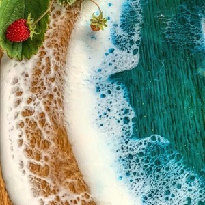 Plateau de service vague océanique en résine et bois, écologique, fait main, compatible lave-vaisselle, facile à nettoyer, art en résine, faible entretien, luxe - Product Image 4