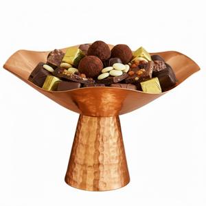 Cuenco de Cobre Martillado a Mano con Base Acampanada, Moderno Cuenco Decorativo de Metal para Chocolate, Plato Decorativo Único para Chocolate - Product Image 4