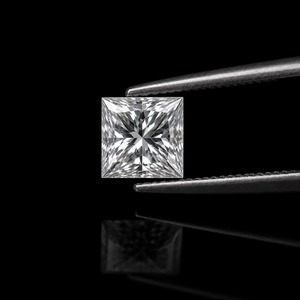 Diamant de laboratoire 1,5 carat taille princesse F SI1 certifié IGI CVD 3EX coupe excellente Fournisseur en gros pour acheteurs internationaux de diamants - Product Image 1