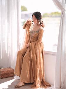 Ensemble palazzo ample en soie dorée pour femme, avec kurta brodée et dupatta, idéal pour les mariages - Product Image 3