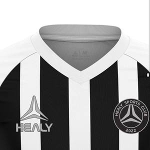 Camiseta de Fútbol Retro a Rayas Sublimada, con Protección UV, Transpirable, de Secado Rápido, con Cuello en V, Personalizada OEM ODM, Unisex - Product Image 2