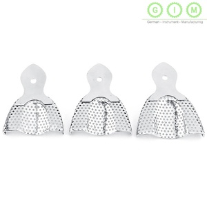 Kit de gouttières d'empreinte dentaire orthodontiques en acier inoxydable réutilisables, design perforé pour des empreintes dentaires cliniques précises - Product Image 3