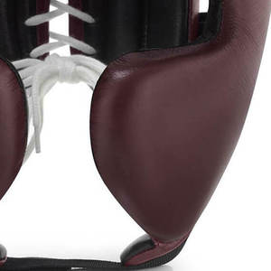 Protector de Cabeza Heritage Maroon con Encaje Estabilizado - Acolchado de Estilo Clásico - Equipo de Entrenamiento de Seguridad con Visión Completa - Product Image 6