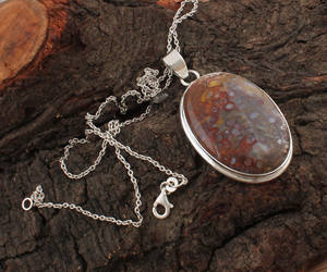 Colgante de Piedra Jaspe con Engaste de Plata de Ley Natural, Alambre Chapado en Platino Vintage Envuelto a Mano, Cristal Curativo - Product Image 3