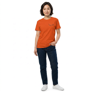 Camiseta de Manga Corta para Hombre, Color Naranja, con Logotipo de Ala en Relieve en la Parte Delantera, Cuello Redondo, Corte Regular - Product Image 2